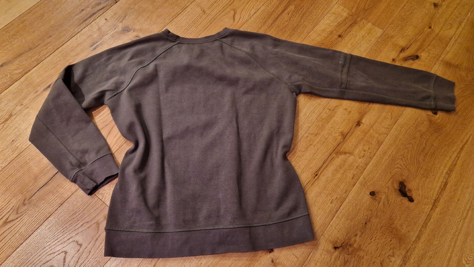 Superdry Pullover & Sweatshirts: Pullover SUPERDRY, M – Gebraucht aus Frasnacht von MiraBelle79 1