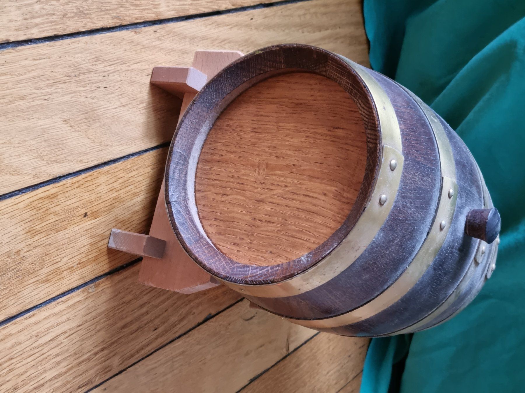 Accessori: Deko Holzfass – Usato da Schaffhausen venduto da Leveron13 6