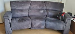 Sofa mit elektr. Sitzverstellung