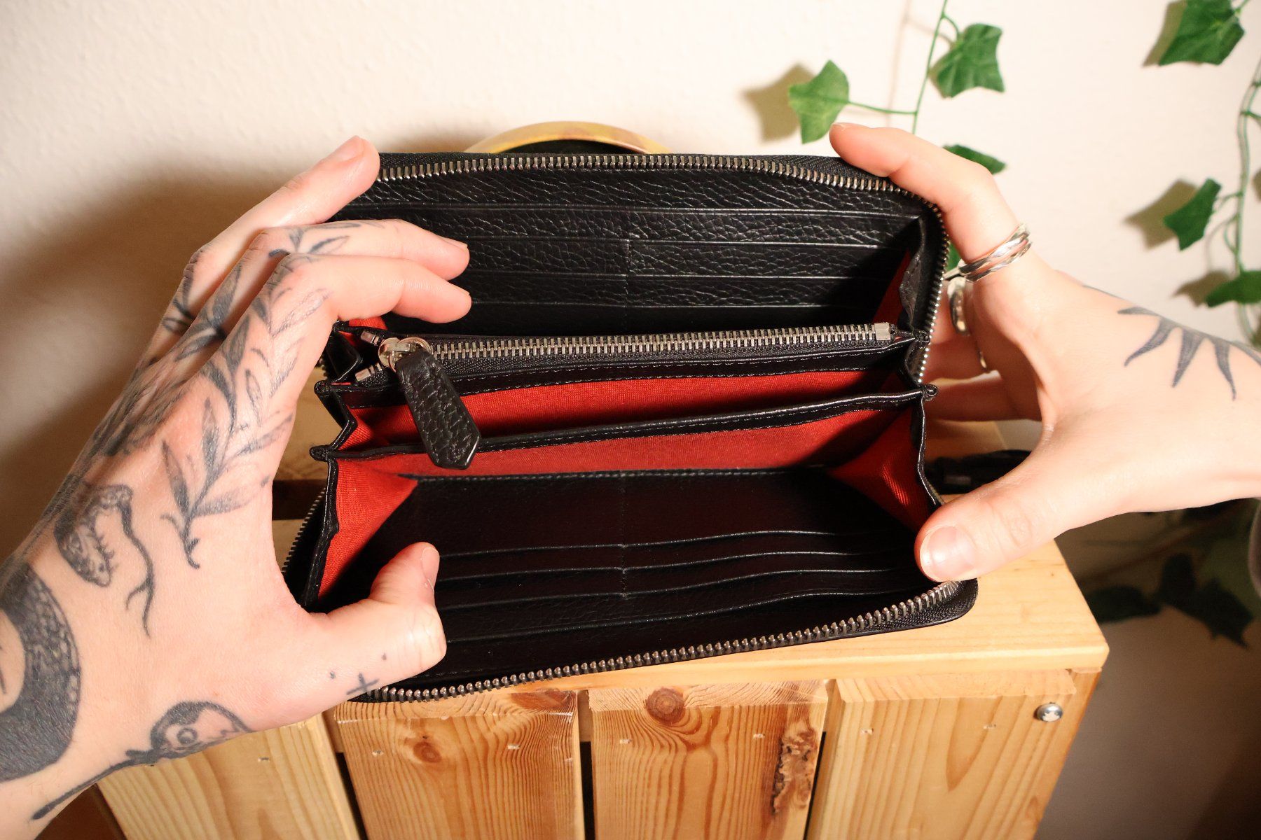 Lancel Portamonete: Lancel Leder Portemonnaie – Usato da Winterthur venduto da _lxeah 4