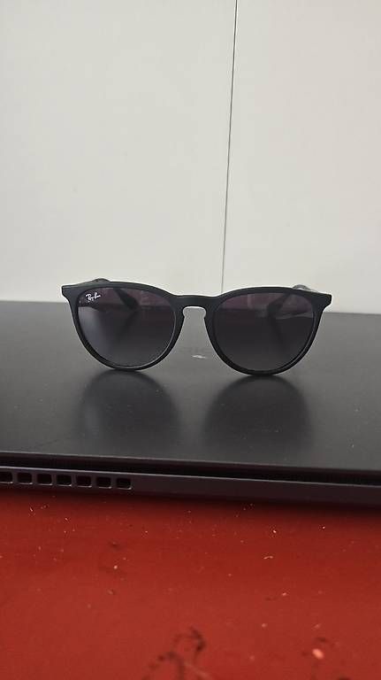 Occhiali & Lenti: Occhiali Ray Ban, modello Erica – Usato da Giubiasco venduto da ZigoZag78 1