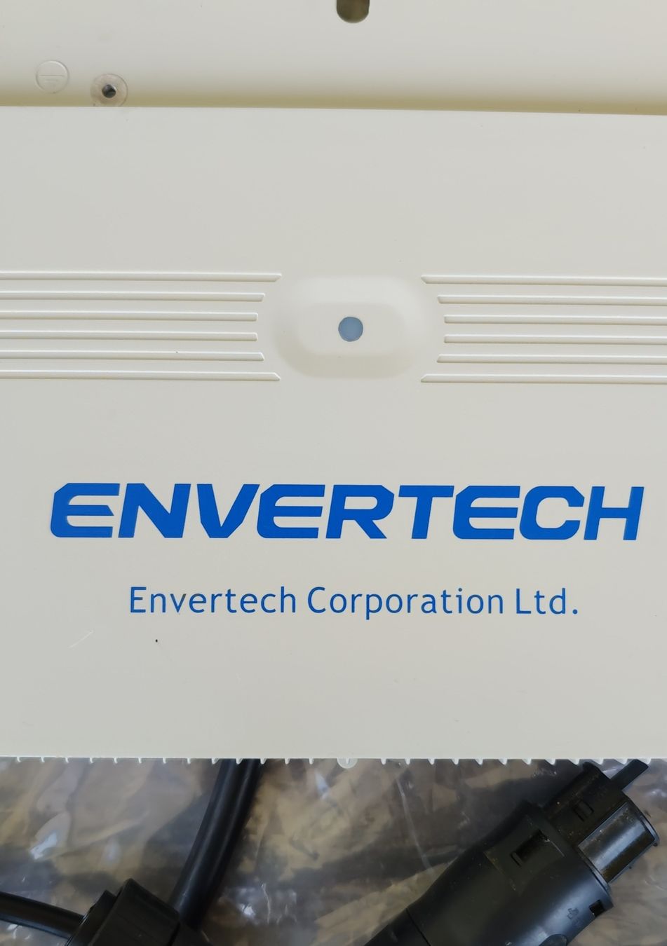 Inverter: Mikrowechselrichter Envertech EVT 560 gebraucht – Usato da Sempach venduto da luk_7k56