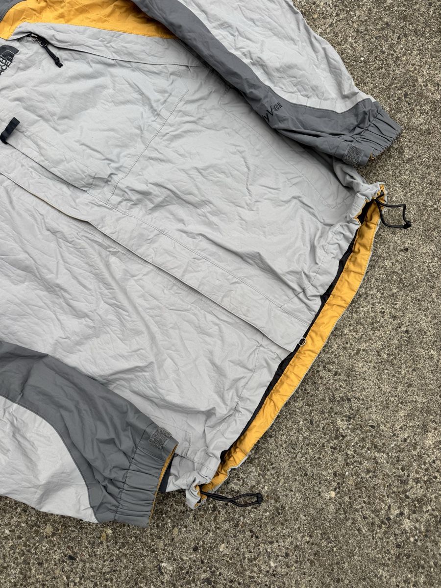 North Face Jacken: The North Face Gorpcore HyVent Jacket Grey Yellow L – Gebraucht aus Effretikon von syrrrrre 2