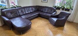 Ledersofa, Farbe aubergine