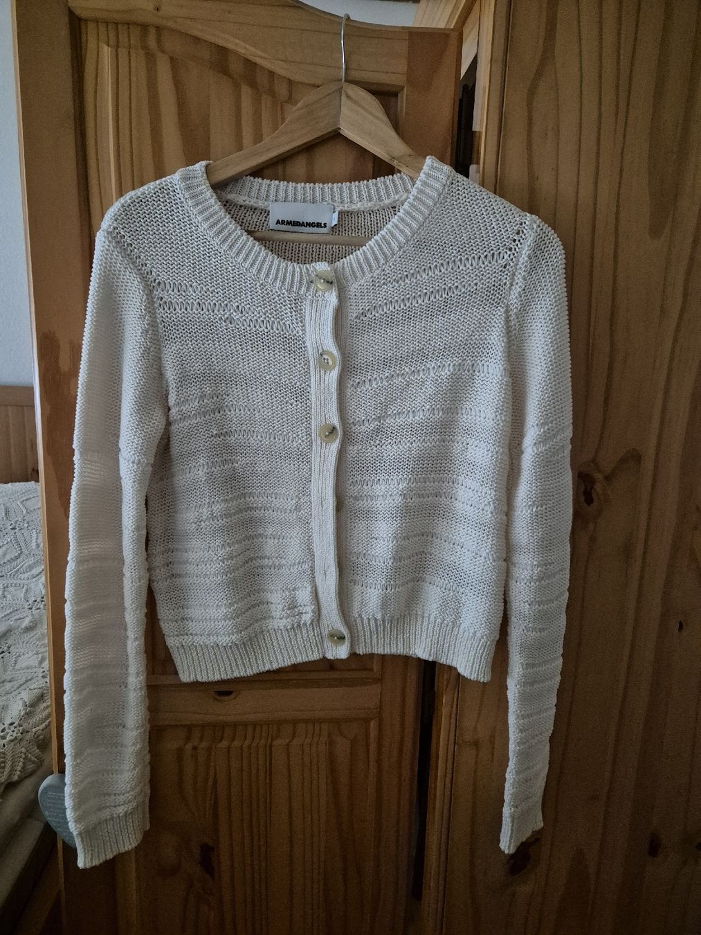 Armedangels Giacche: Armed Angels Strickjacke – Nuovo (secondo la descrizione) da Engelberg venduto da pikkumyy01