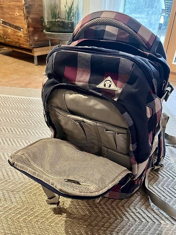 Sacs & sacs à dos: SATCH Schulsack – D'occasion à Büren an der Aare par tadowa 1