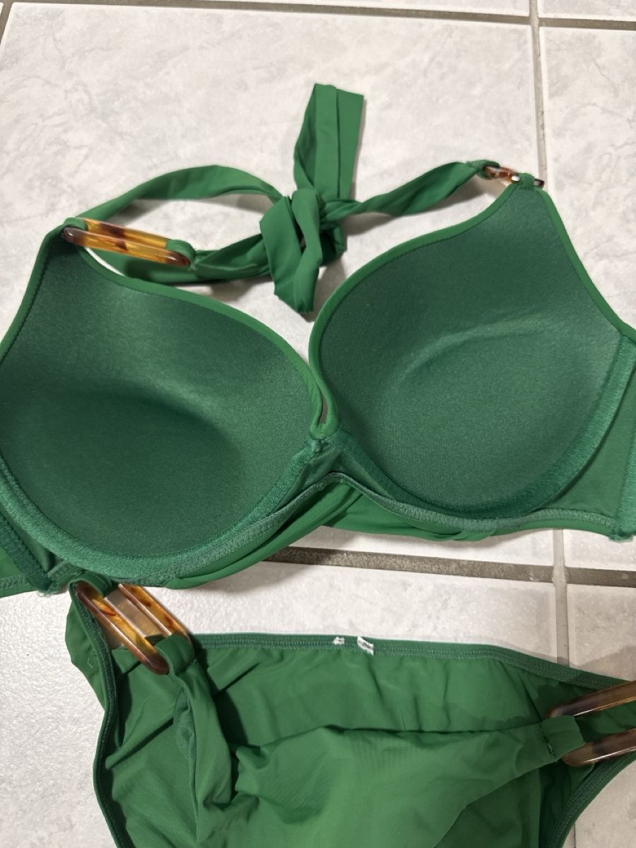Badekleider & Bikinis: Green Bikini Set - Size S - Perfect for Summer! – Gebraucht aus Effretikon von lio_gjr8 2