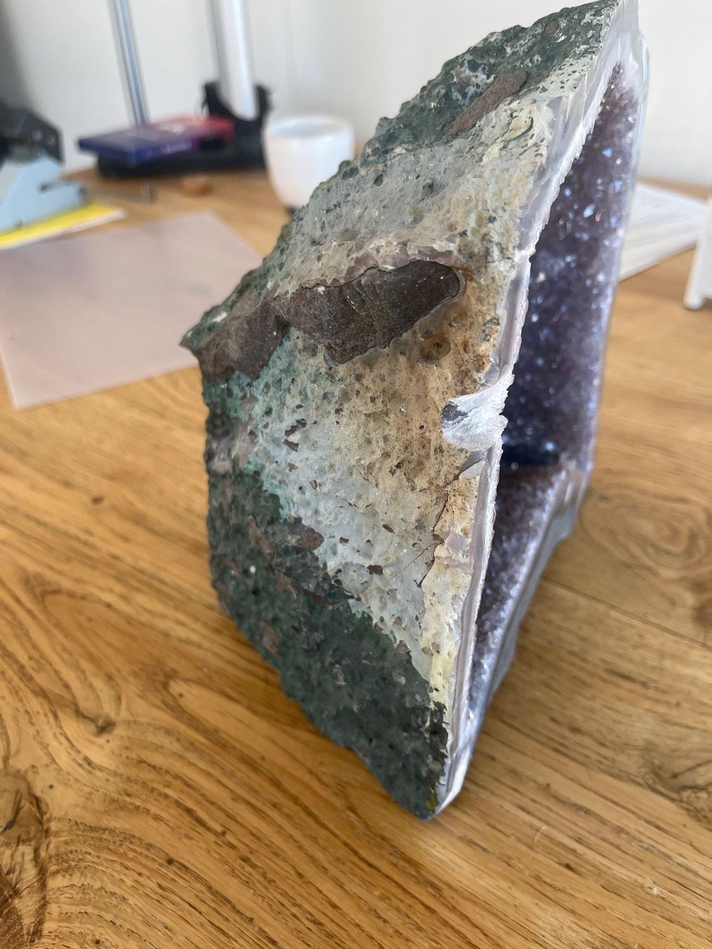 Pierres précieuses: Amethyst Geode Rohstein guter Zustand – D'occasion à Benken SG par wingwinj 1