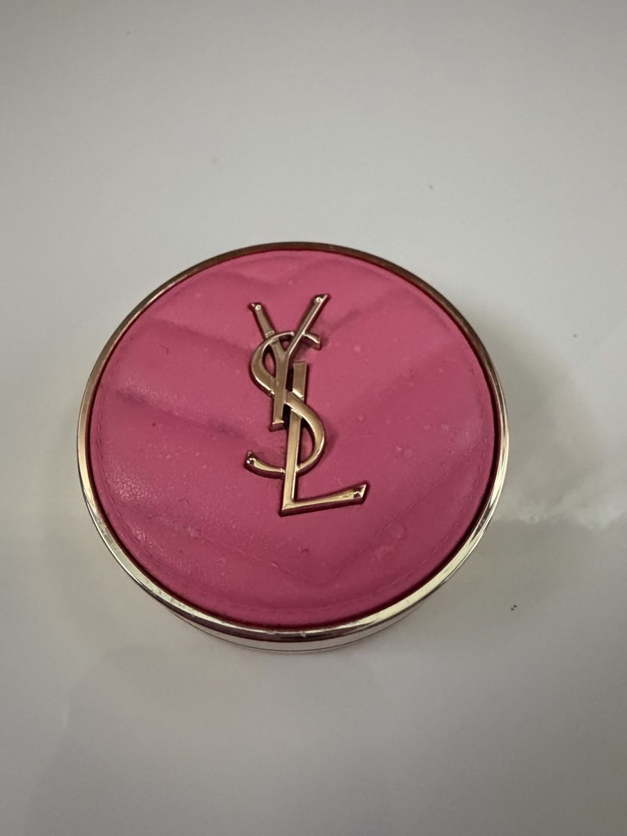 Make-up: YSL Puder 87 Make Me Blush – Gebraucht aus Unterengstringen von Blingbling537