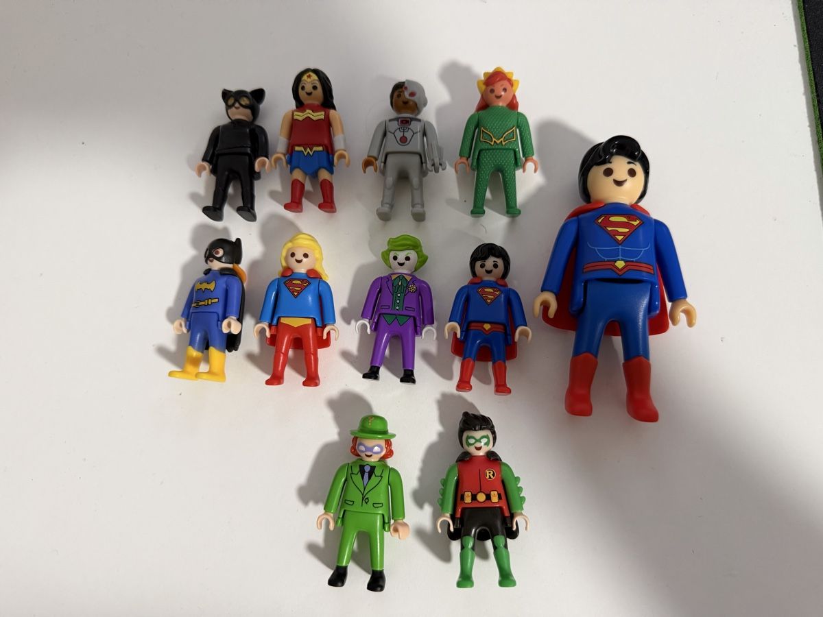 Statuette: Superhelden Figuren – Usato da Urdorf venduto da Maeneli90