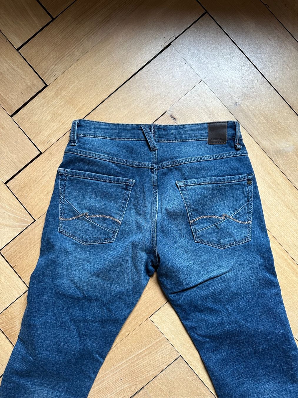 Jeans: HATTRIC - Jeans blau W31 L32 – Usato da Zürich venduto da Diazaio 2