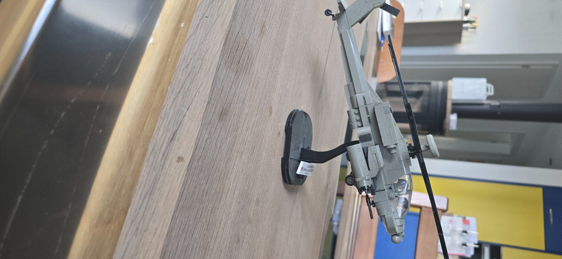 Cobi Kit di modellismo & Modellini statici: COBI Apache Helikopter US Army, neuwertig! – Usato da Lauperswil venduto da iveco6 3
