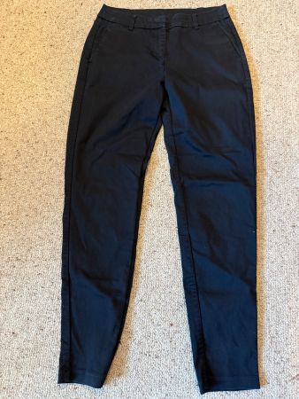 Schicke, neuwertige, schwarze Hose, Gr. 38, zeitlos!