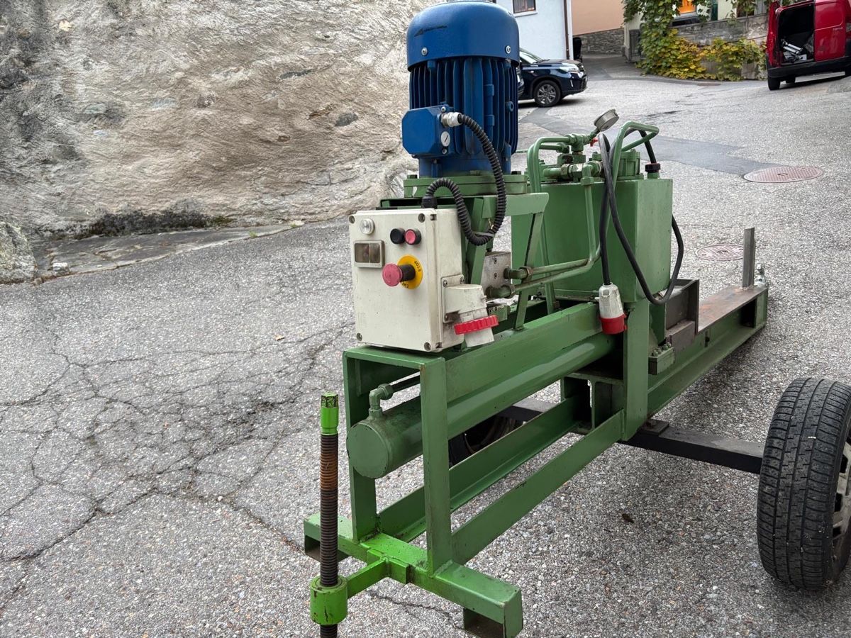 Tutte le macchine: Spaccalegna holzspalter – Usato da Olivone venduto da Elia_97 3
