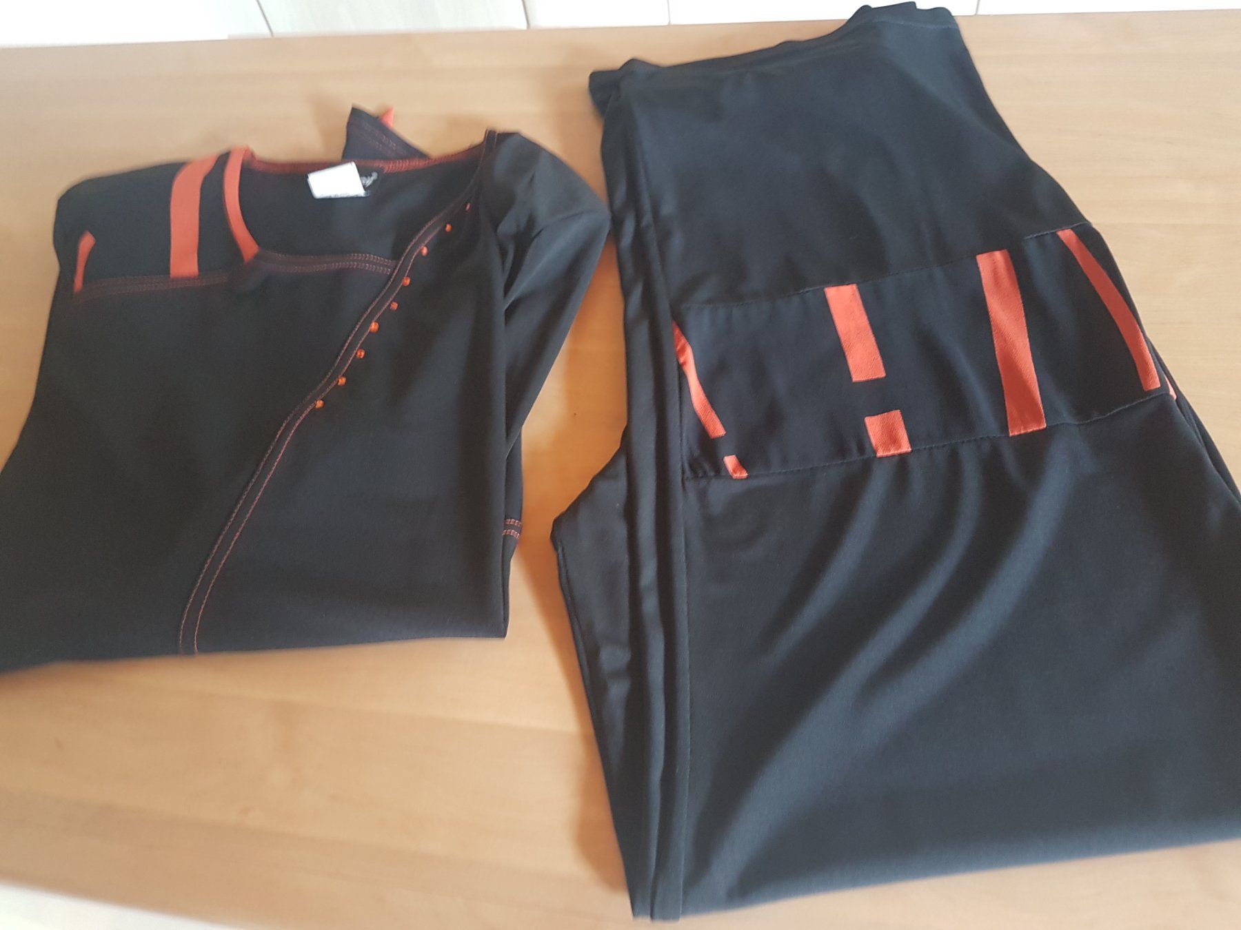 Completi & Tailleur: Ensemble 2 pièces tunique pantalon taille M marque Pulchery – Usato da Villiers venduto da san_jn5w 6