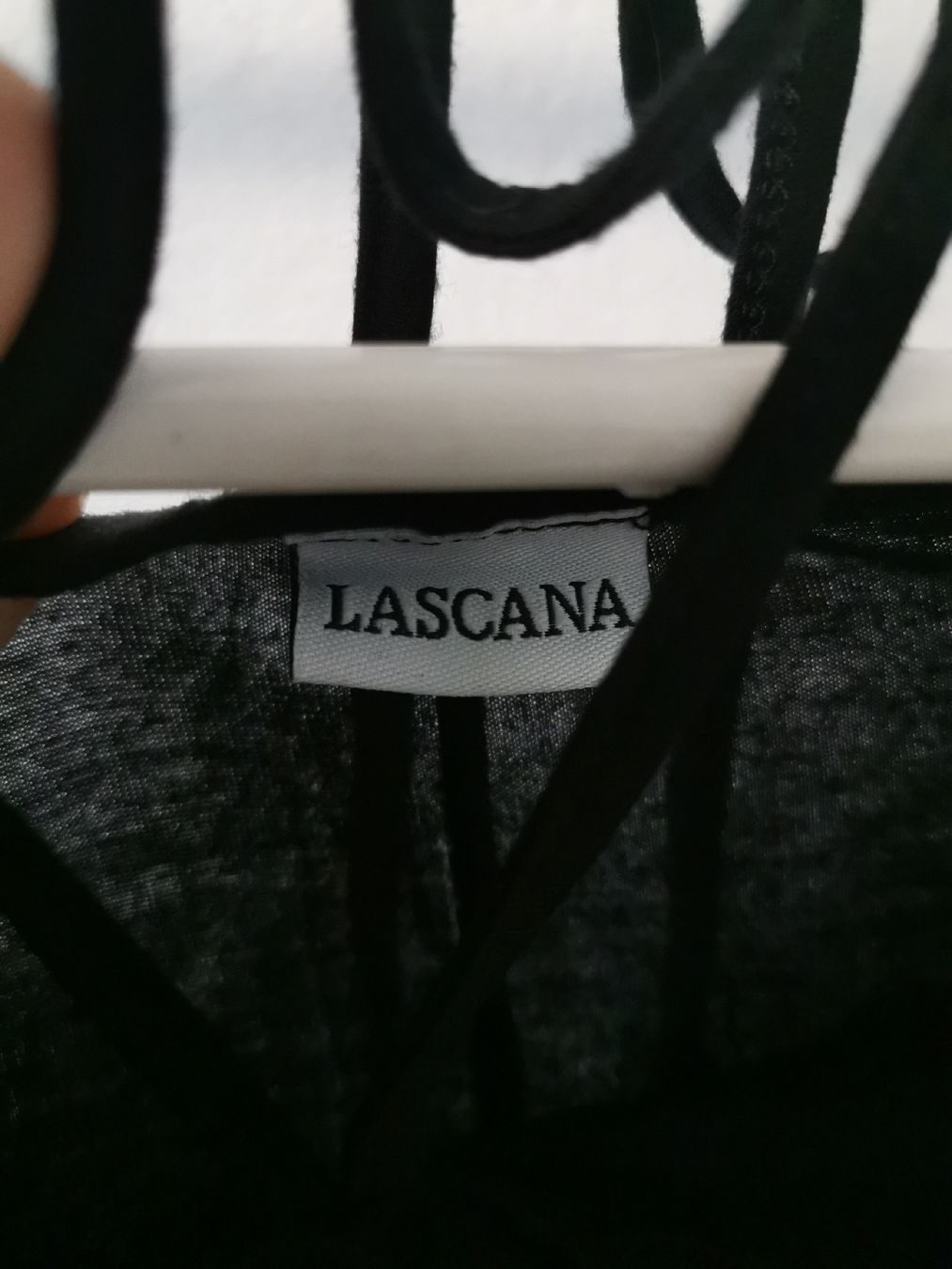 Lascana Vestiti: Noch ein kleines schwarzes. Grösse 38. – Usato da Bonaduz venduto da TheCahenzli 2