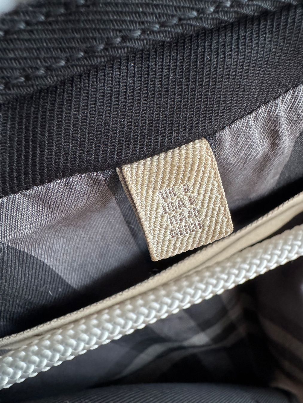 Burberry Mäntel: Burberry Mantel Trenchcoat GR 36 – Gebraucht aus Glattpark(Opfikon) von genevoise 2