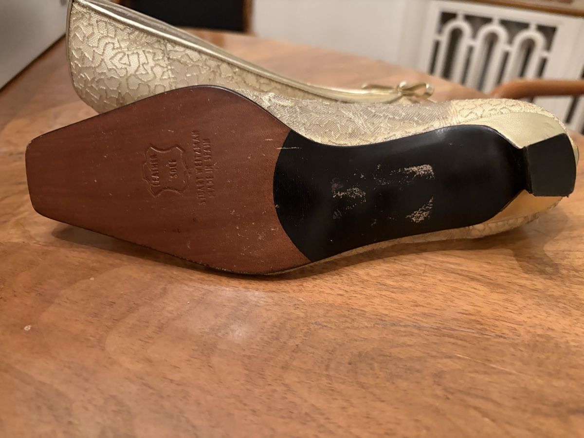 Stuart Weitzman Scarpe da donna: Damen Pumps Stuart Weitzmann goldig Grösse 37.5 – Usato da Zürich venduto da mimikiki100 6