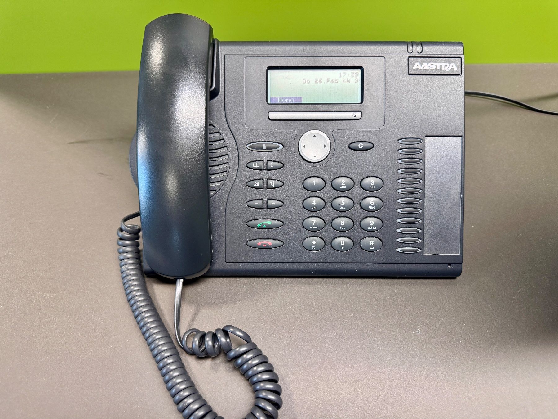 Aastra Telefoni: AASTRA Office 70 Systemtelefon, 5 Stück Lager – Usato da Merenschwand venduto da Moesi77