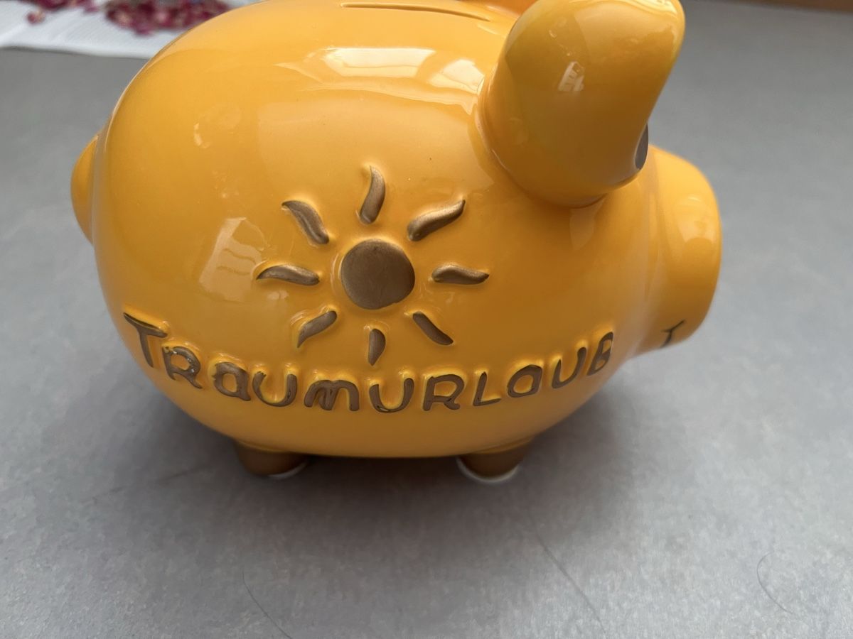 Salvadanai: Sparschwein "Traumurlaub" – Nuovo (secondo la descrizione) da Uster venduto da SmartSales_zh 1