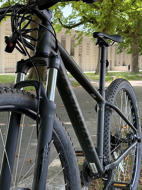 Biciclette: Specialized 2023 Rockhopper Sport - M  – Usato da Basel venduto da KPRNR