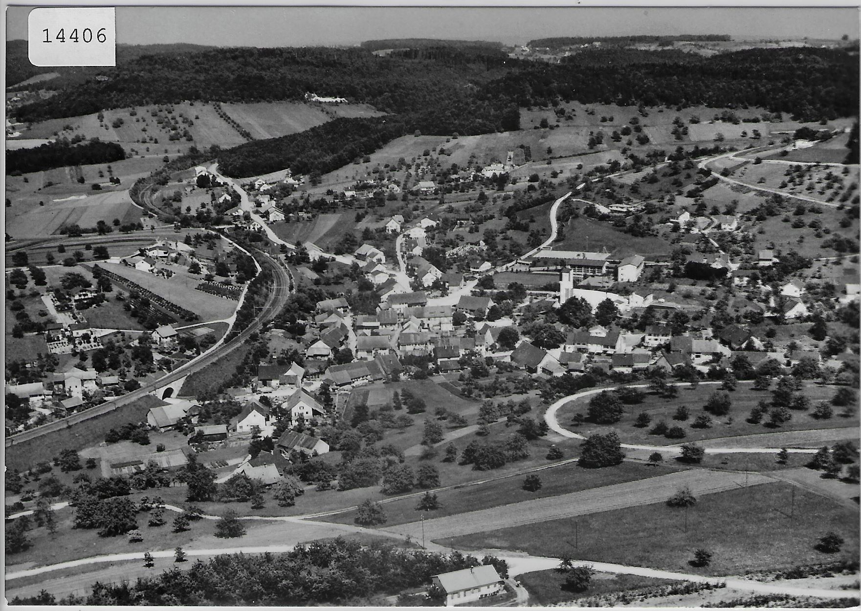 Cartoline postali: Flugaufnahme Zeihen AG – Antico da Ettingen venduto da Kartenplanet