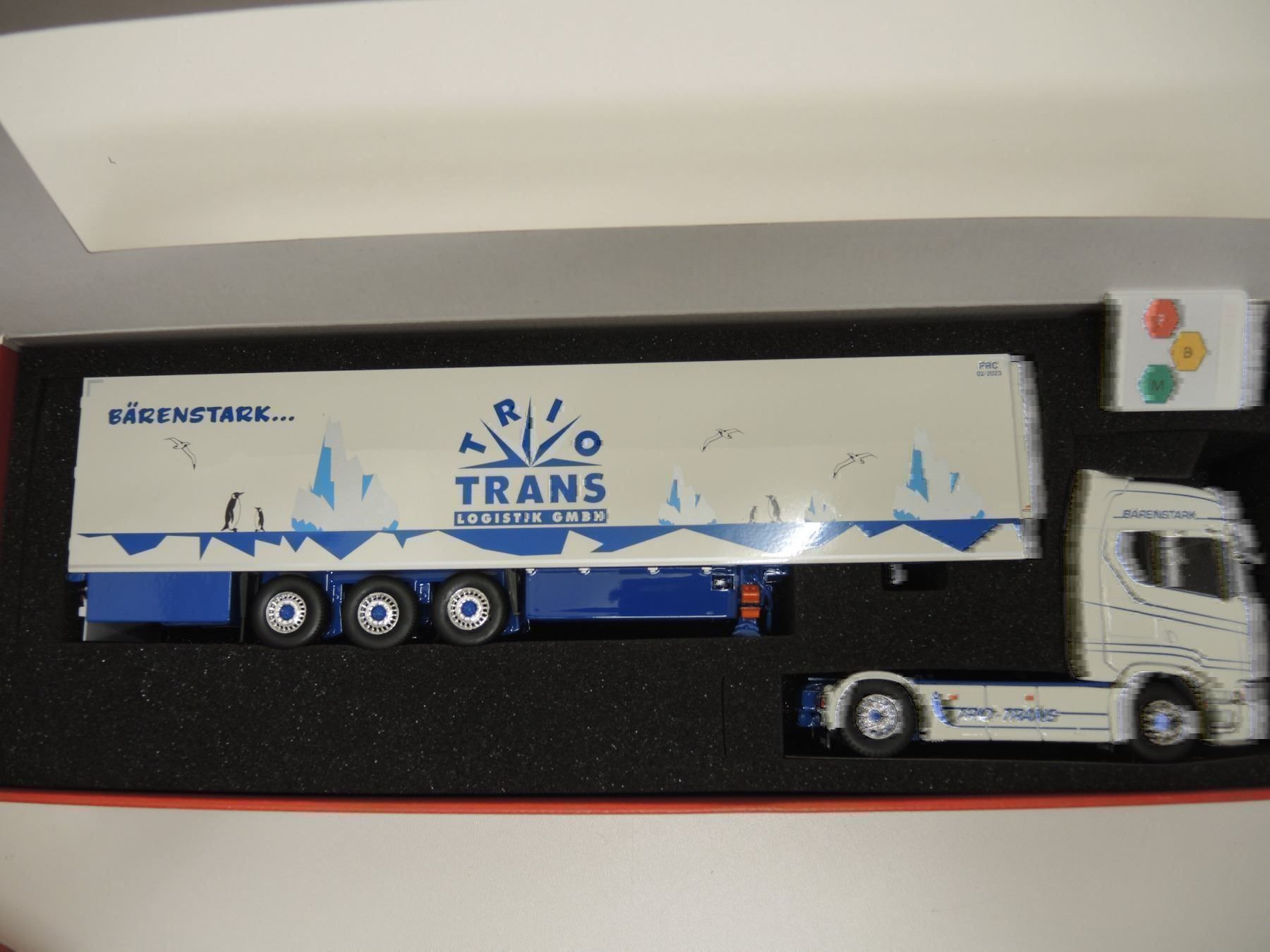 Tekno Kit di modellismo & Modellini statici: Tekno Scania Trio Trans – Nuovo e nell'imballaggio originale da Dagmersellen venduto da FBM-Bacheli