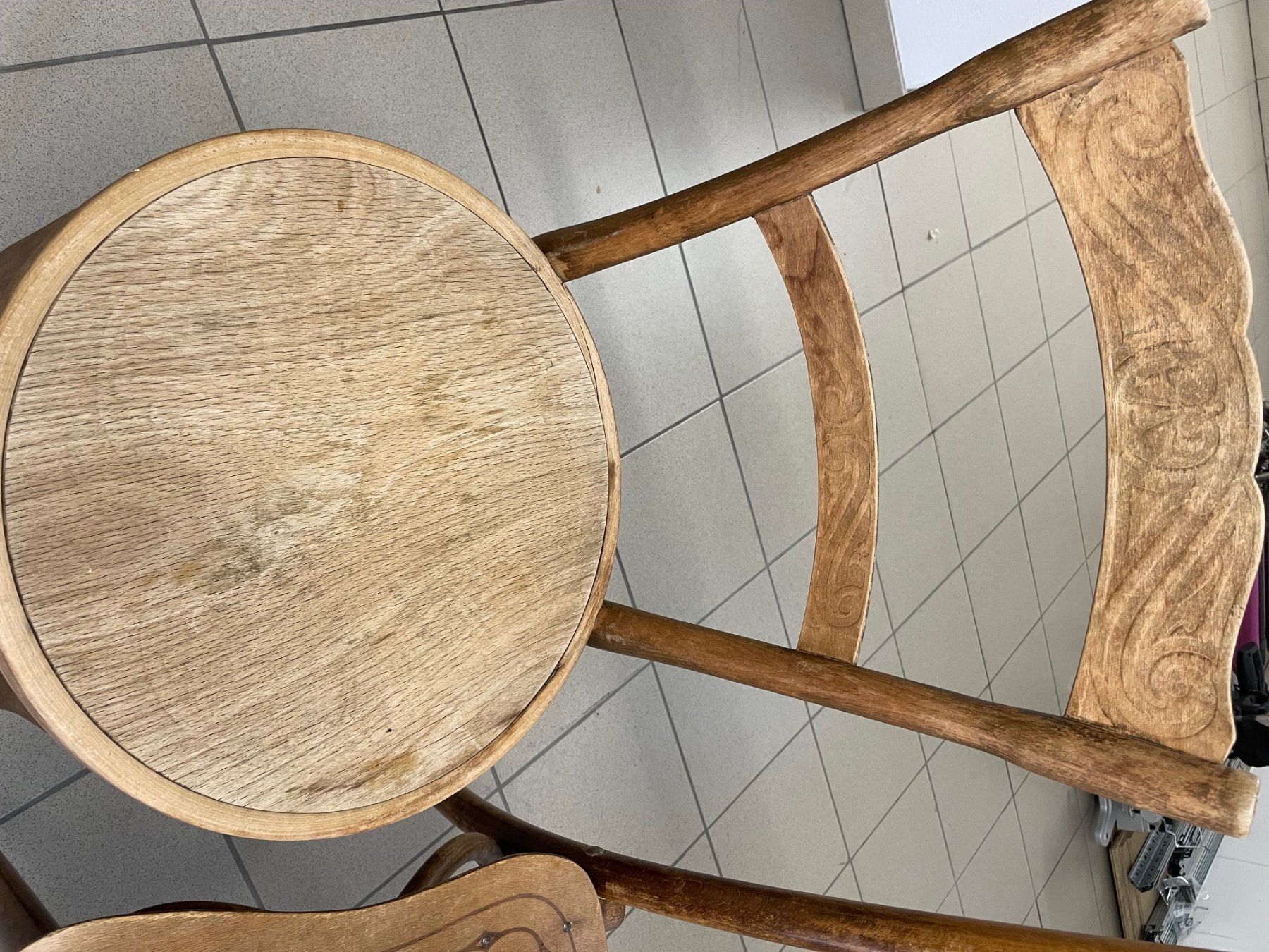 Stühle: Antike Holzstühle (auch einzeln) – Gebraucht aus Lenzerheide/Lai von Gianmarco7078 1