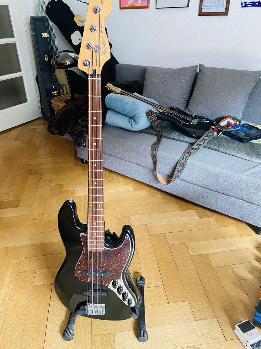 Fender Strumenti musicali: Fender JAZZ BASS DELUXE Series – Nuovo (secondo la descrizione) da Fribourg venduto da orayeena 3