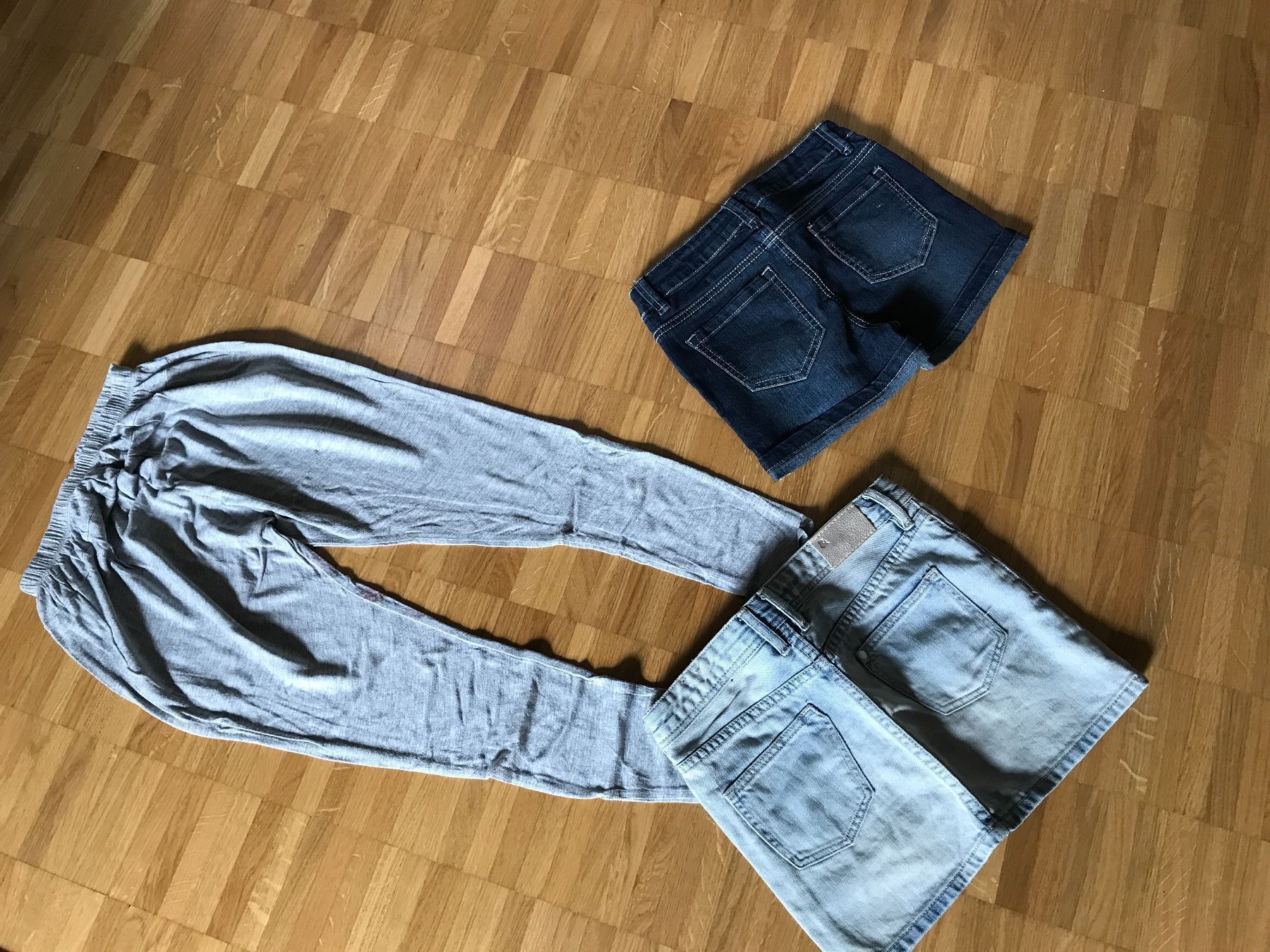 Lotti & Set di vestiti: Kleiderpaket Gr 128 – Usato da St. Margrethen SG venduto da kellenbh 1