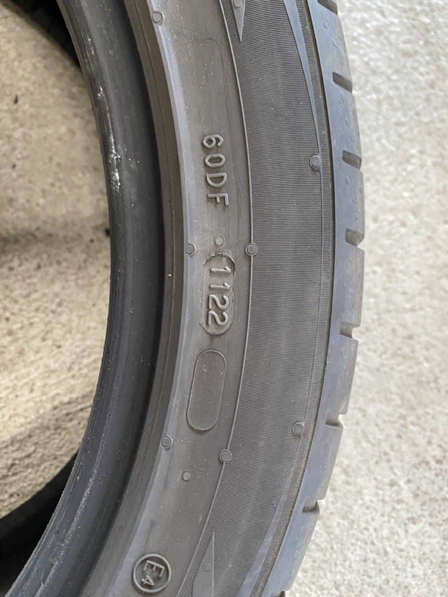 Pneus & Roues: 4 Nokian 225/45 17 91Y – D'occasion à Bevaix par Aschnei1 2