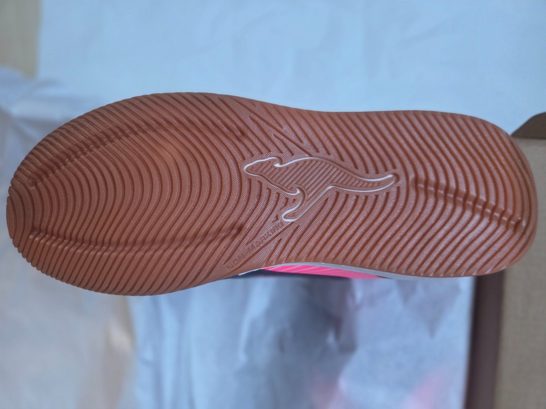 Scarpe per ragazze: KangaROOS Mädchen Hallenschuhe Gr. 35 NEU – Nuovo e nell'imballaggio originale da Grüsch venduto da Wiiwarm 1