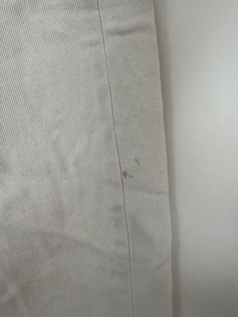 H&M Jeans: Weisse High-Waist Jeans – Usato da Winterthur venduto da TL123 2