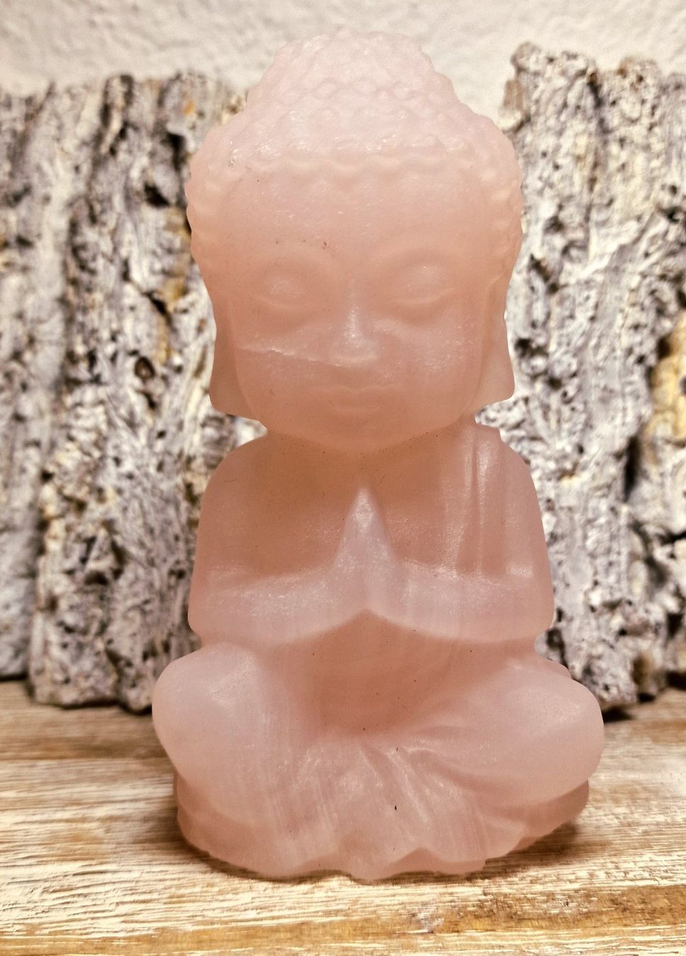 Mineralien & Heilsteine: Rosenquarz Buddha 975g – Neu (gemäss Beschreibung) aus Matzingen von Shay_Crystalz