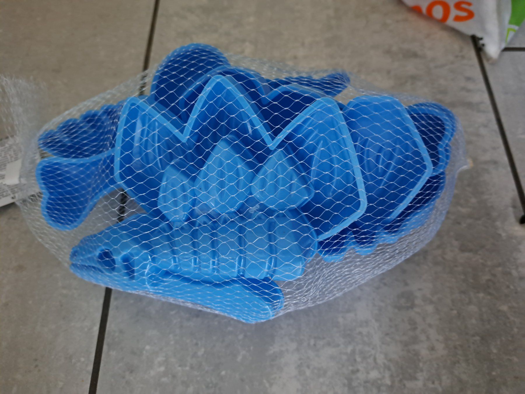Spielzeuge: Sandformen Stegosaurus Skelet NEU – Neu und originalverpackt aus Killwangen von KIANA08