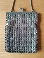 Bezauberndes Vintage Täschli mit funkelnden Metallplättchen