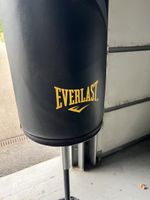 Boxsack Everlast Stehend mit Füllbarer Basis guter Zustand