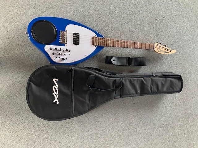 Vox Strumenti musicali: Vox APC-1 Blue Metallic – Usato da Rothrist venduto da stebismusighuus