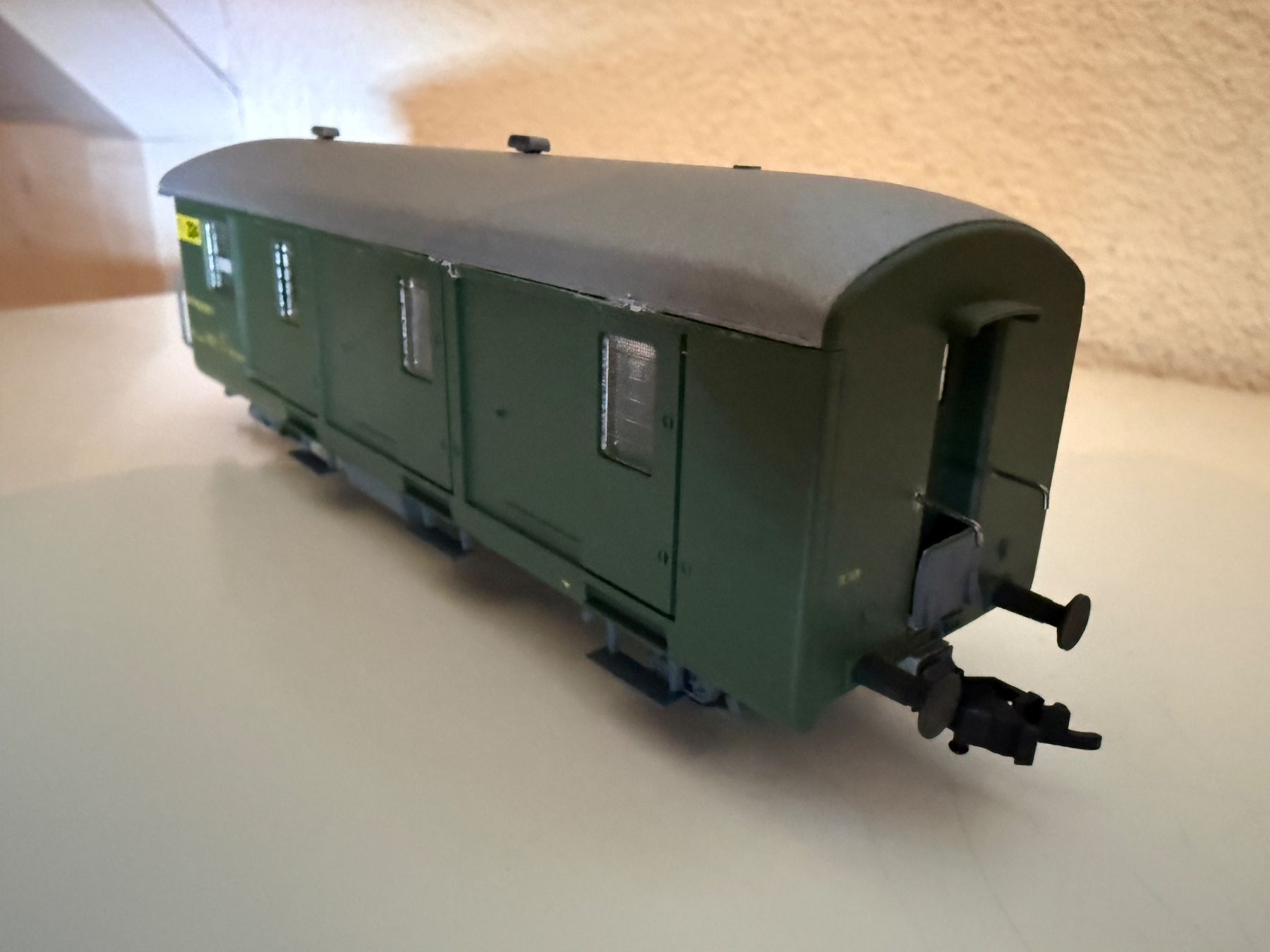 Aku Modellini di ferrovie: AKU Postwagen Z2 Nr. 324, mit neuem Post-Logo – Usato da Riet (Neftenbach) venduto da Xedos0 3