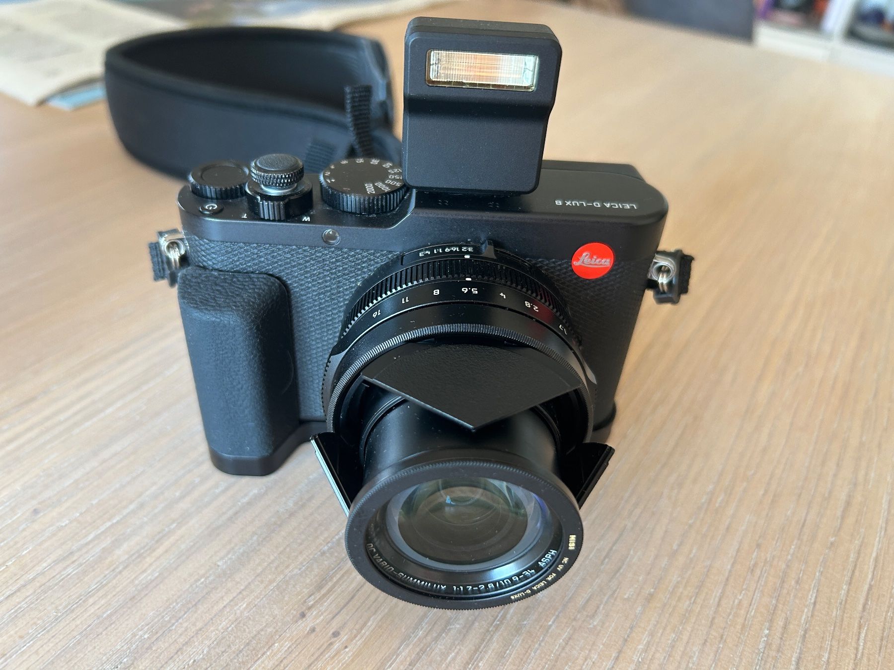 Leica Kamera: Leica D-Lux 8 – Gebraucht aus Fribourg von sophlg 3