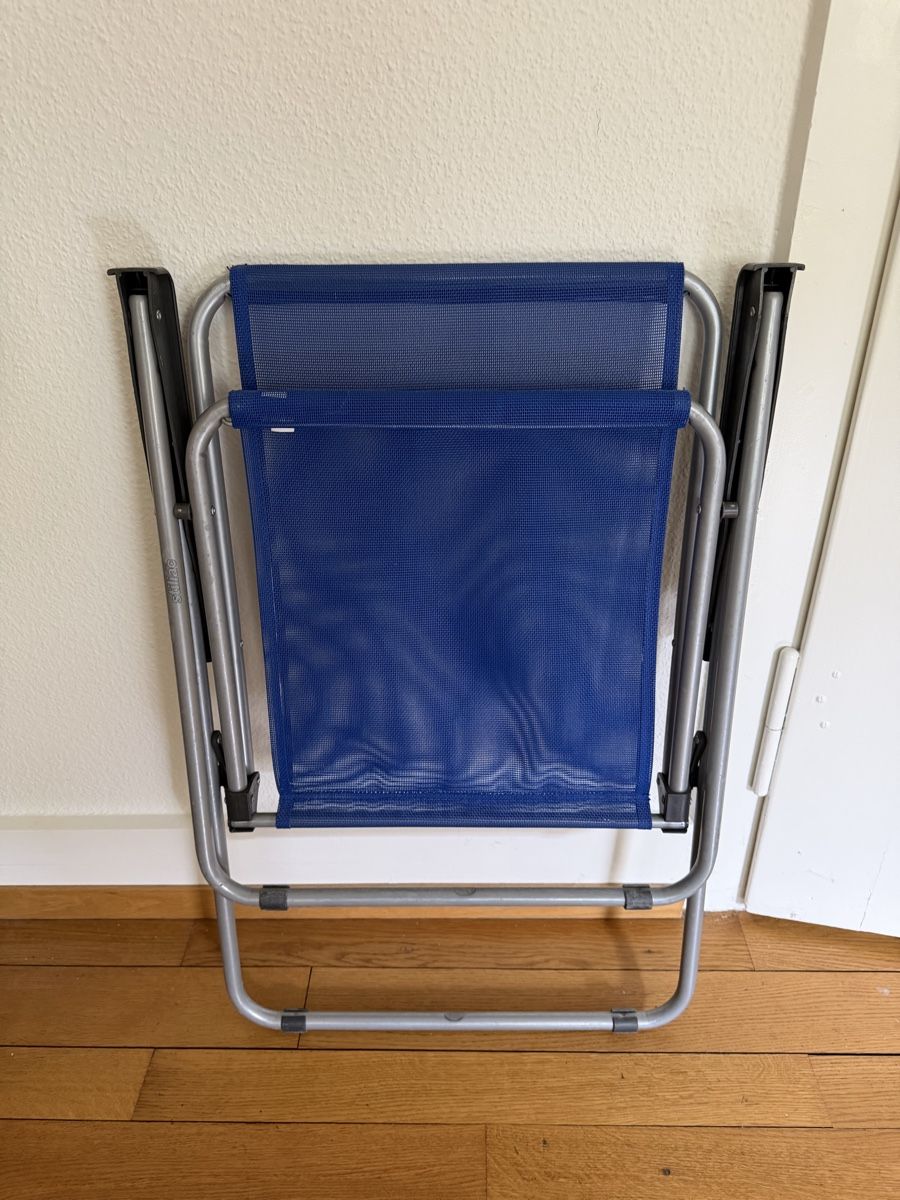 Chaises: Campingstuhl/Liegestuhl, klappbar – Neuf (Voir description) à Zürich par elg_rqw7 2