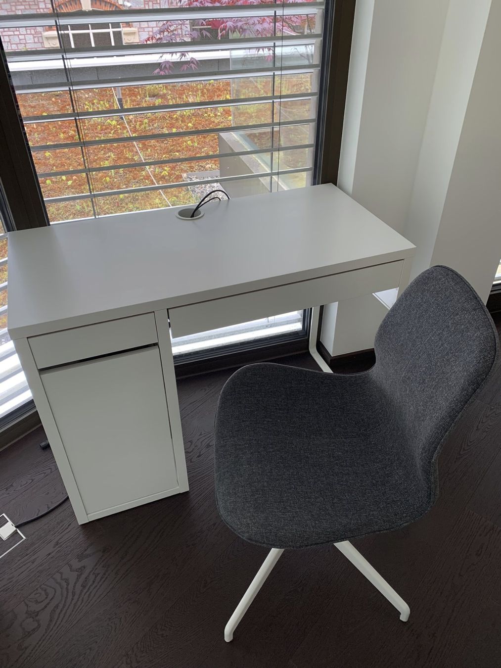 Ikea Scrivanie: Ensemble de bureau IKEA – Usato da Genève venduto da Ananas03 2