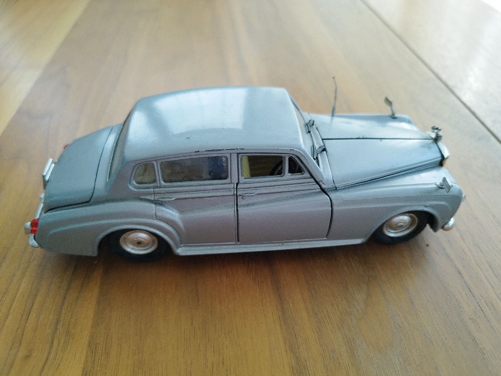Polistil Modellini d'auto: Rolls Royce Polistil 1:30 Silber Cloud – Usato da Untervaz venduto da Pescante