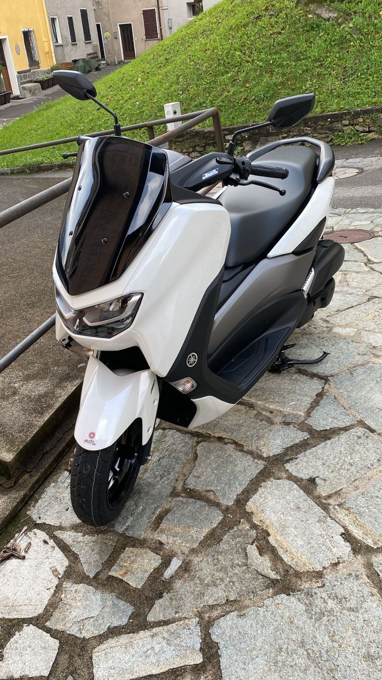 Yamaha Scooter: NMAX bianco – Usato da Breganzona venduto da maz_vc66