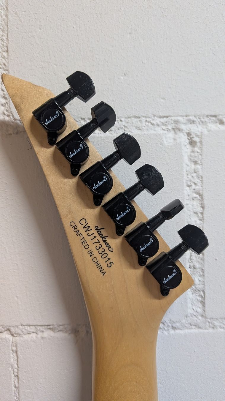 Jackson Strumenti musicali: Jackson JS1X E-Gitarre (mit Zubehör) – Usato da Remetschwil venduto da oli_dn7w 4