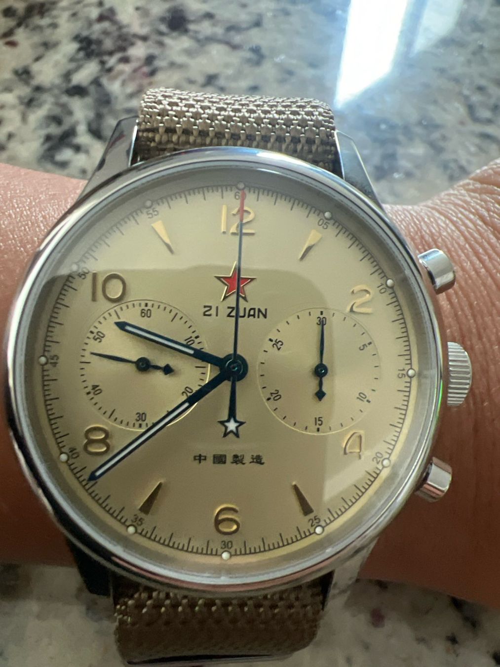 Uhren: Red Star 1963 Chronograph 38mm Saphir & Schwanenhals – Neu (gemäss Beschreibung) aus Suhr von ChronixChronometer 2