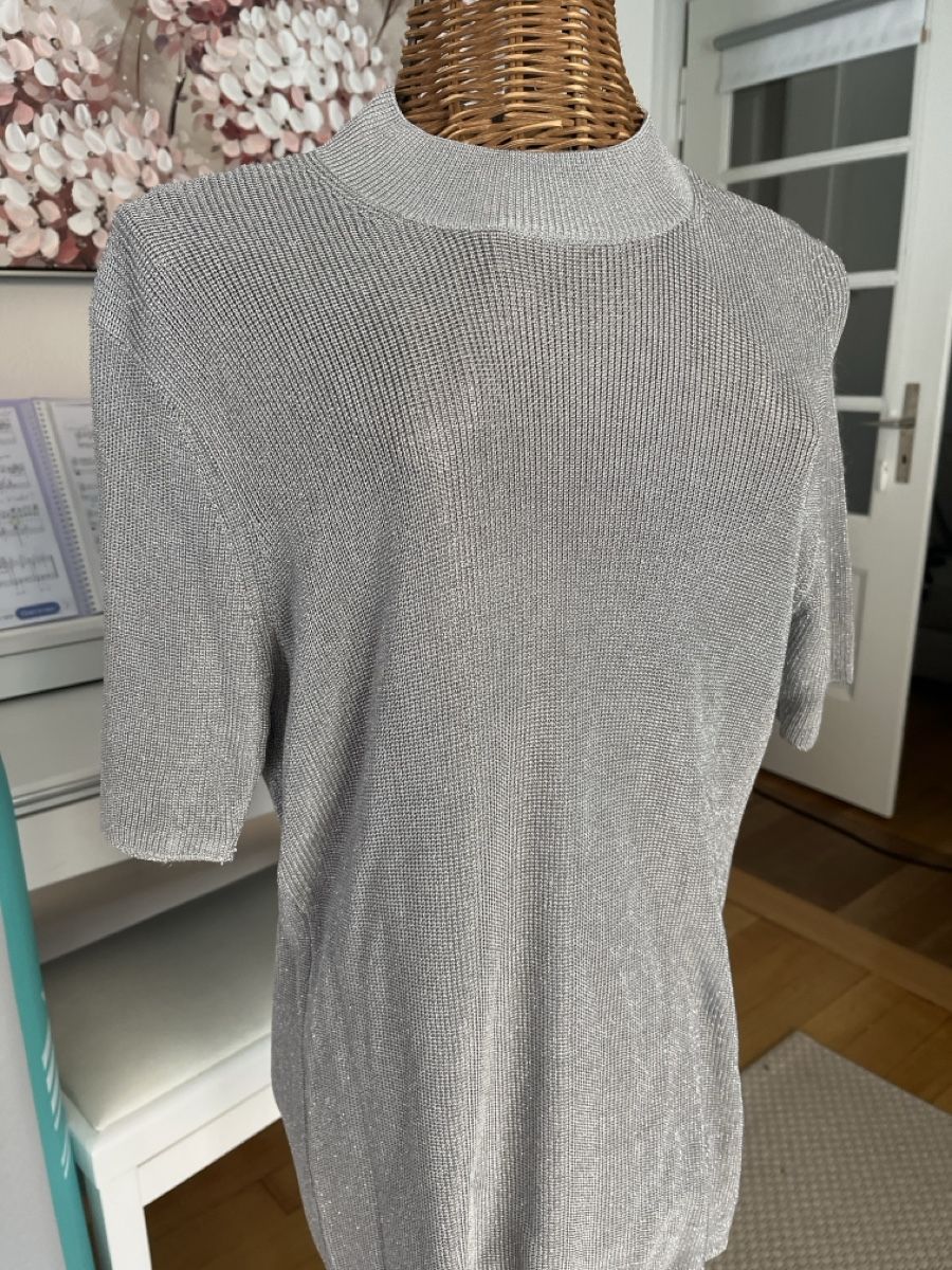 T-shirt: Elegantes Strick-Shirt, Silber, 40 – Usato da Solothurn venduto da Bobesch08 2