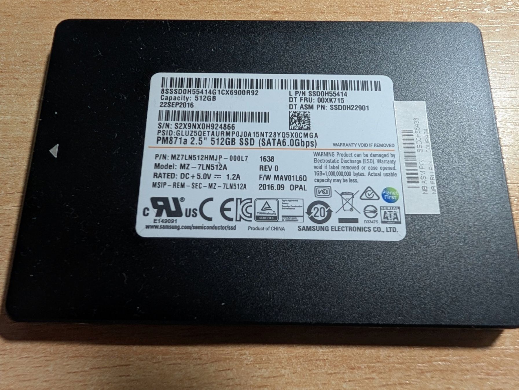 Samsung Dischi rigidi: Samsung SSD 512 GB SATA 6.0 GBpS – Usato da Stans venduto da Magas