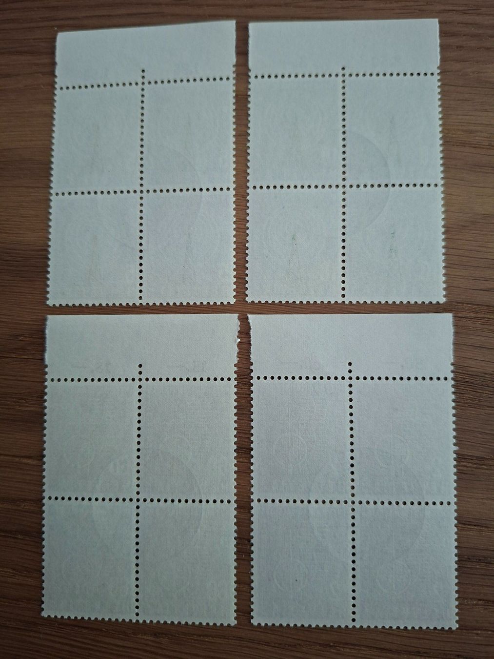 Tous les timbres: Dienstmarken: 4er Blocks: UIT – Neuf (Voir description) à Hinterkappelen par 1399 1