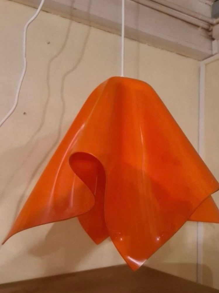 Lampade: Orange Retro Plastic Ceiling Lamp 70s Style – Usato da Unterseen venduto da Pavema4 1